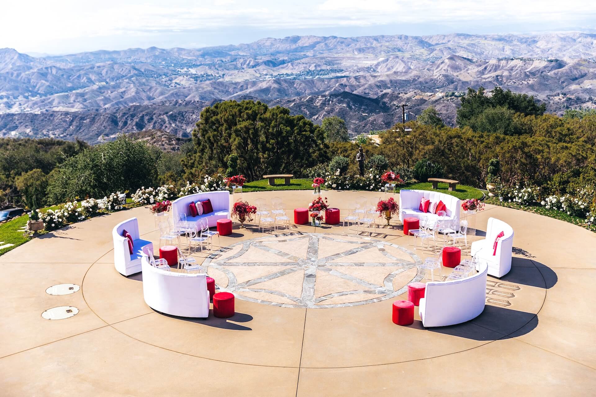 Epic mansion venues at the Project Rise experience for event pros