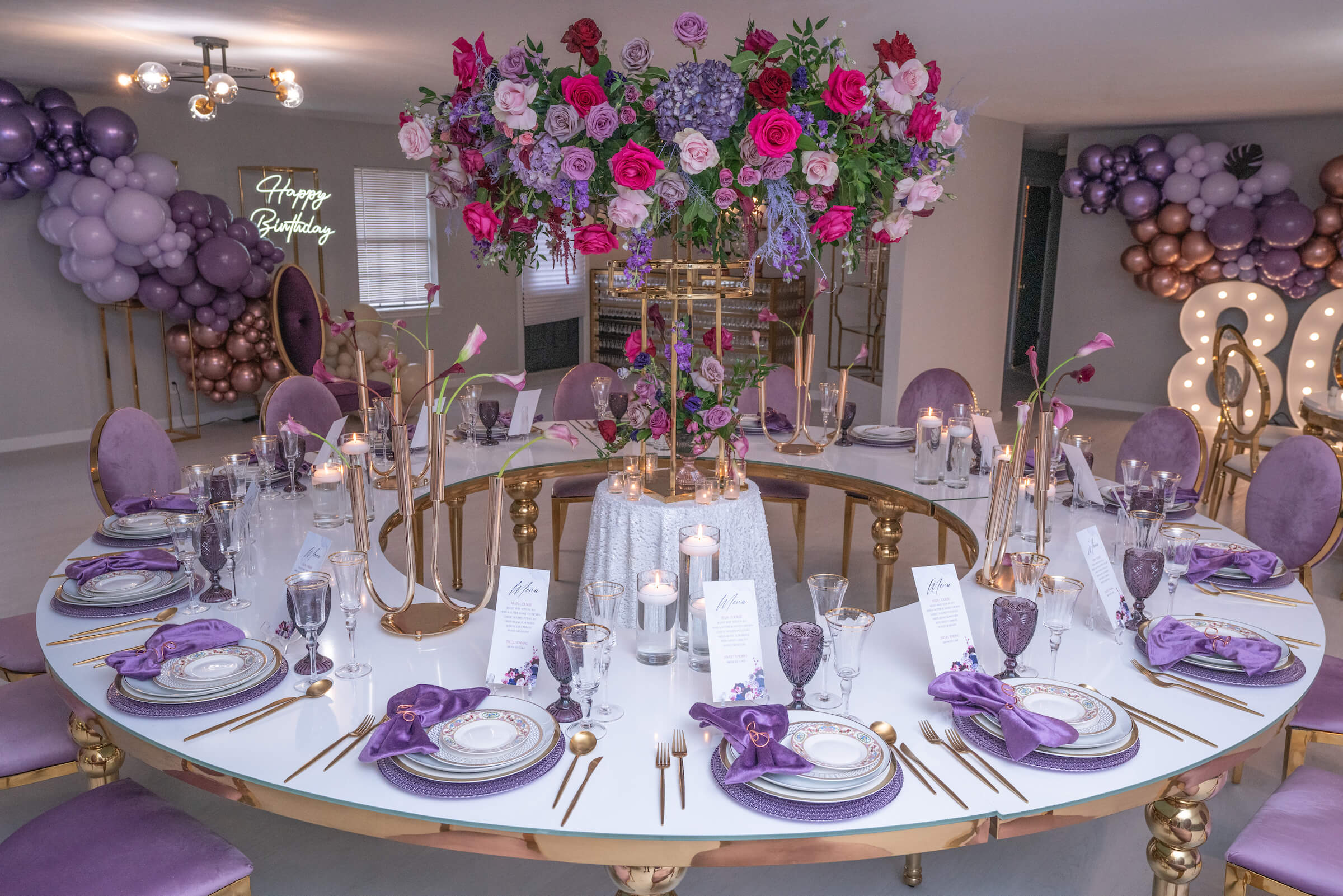 Round Magenta Tablescape